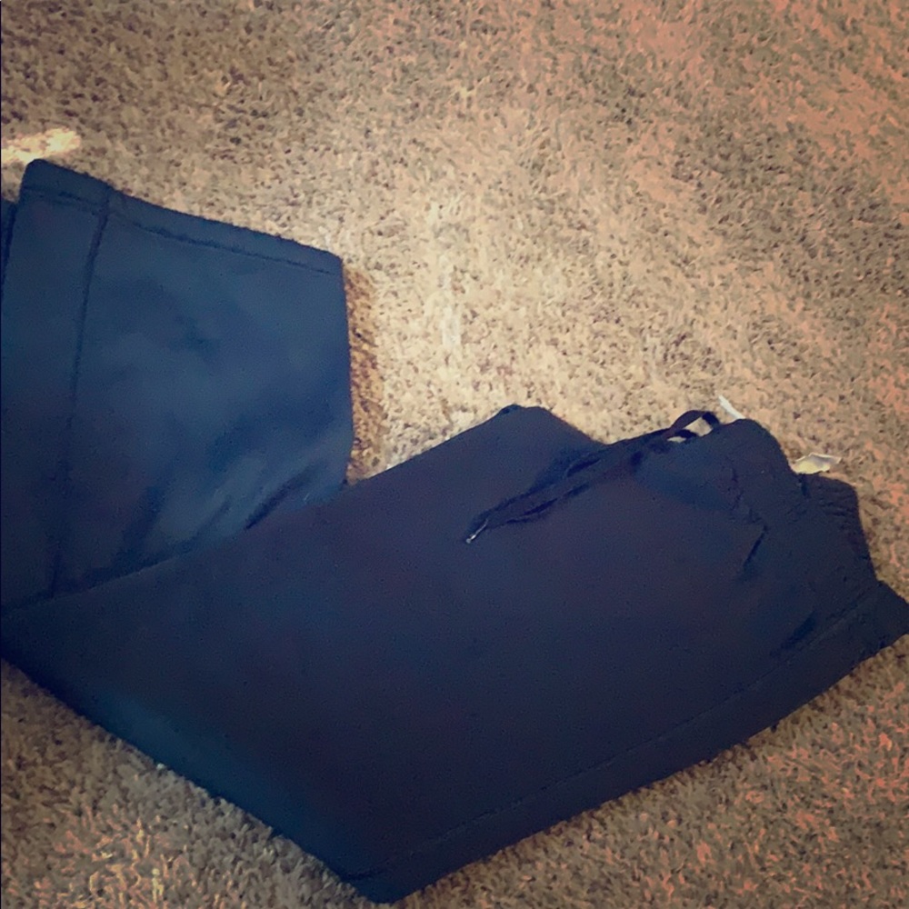 Under armour black pants